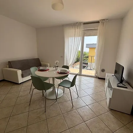 Vicino A E Milano شقة Mozzate