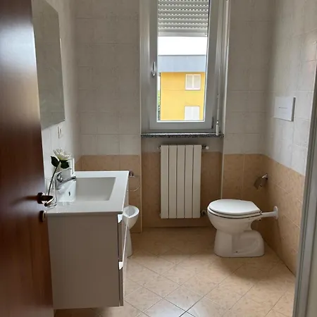 Vicino A E Milano Apartamento *